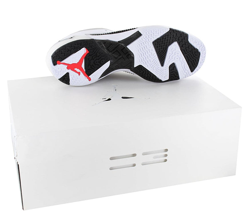 AIR JORDAN 37 XXXVII LOW - Chaussures de Basketball pour Homme Blanc-Noir DQ4122-100